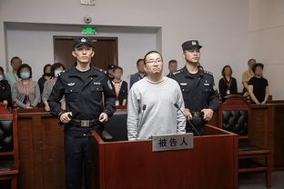 阿尔特塔谈染黄：我没有抗议裁判，我在向马丁内利挥手！